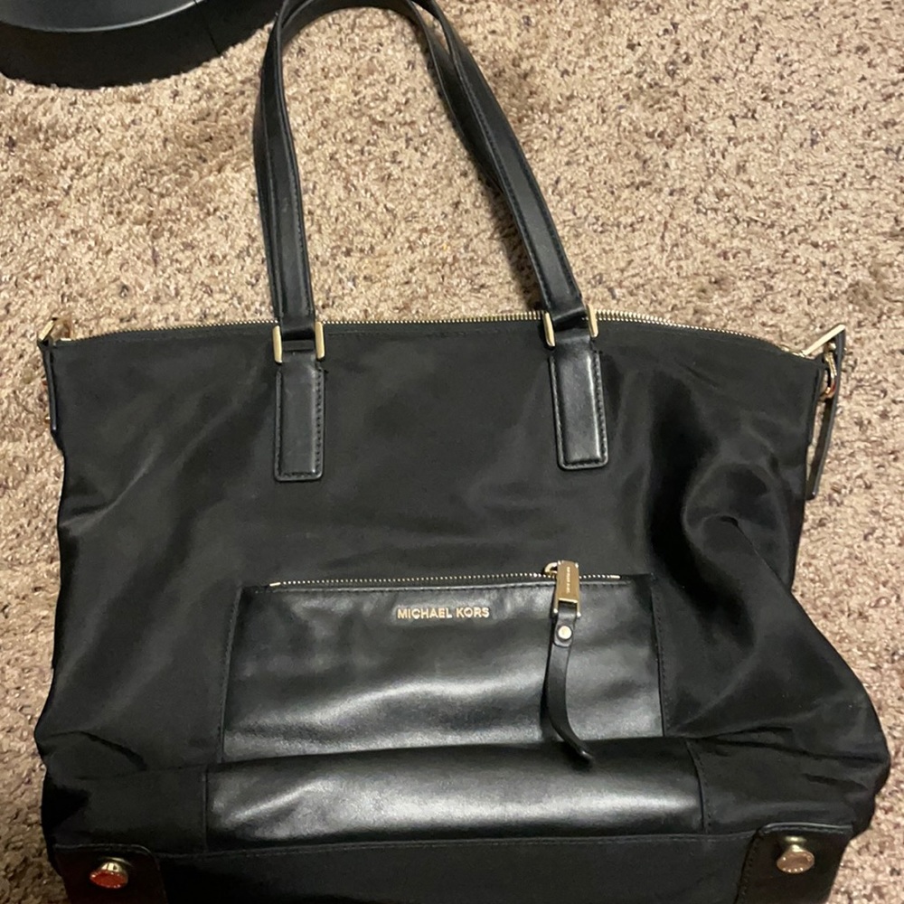 Michael Korea purse